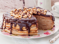 Что приготовить на Масленицу: ТОП-5 рецептов сладкого блинного пирога