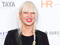 Sia презентовала новый клип с повзрослевшей Мэдди Зиглер