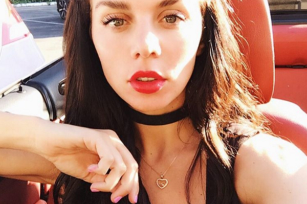 instagram.com/annasedokova