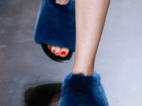 Самая эпатажная обувь с подиума: от Fendi до Balenciaga