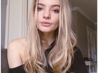 Дочь Пескова работает продавцом в Париже