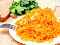 Что приготовить в пост: три рецепта моркови по-корейски