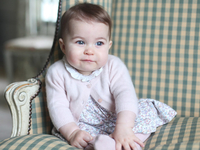 В честь британской принцессы Шарлотты назвали сорт хризантемы