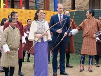 Кейт Миддлтон и принц Уильям постреляли из лука