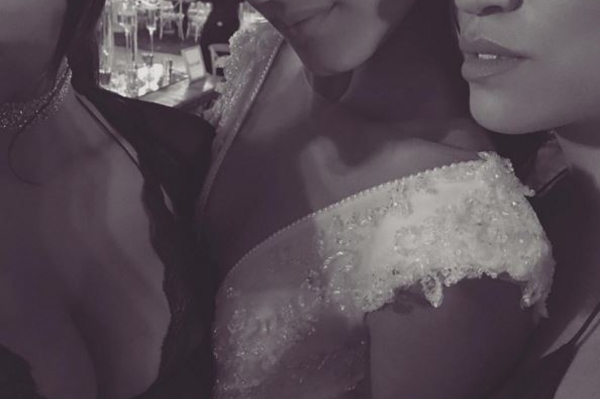 instagram.com/kimkardashian