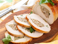 Как приготовить рулет из индейки с начинкой