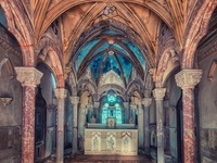 Фотограф показал пугающее величие заброшенных зданий