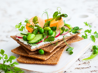 Бутерброды с редисом: три идеи для завтрака