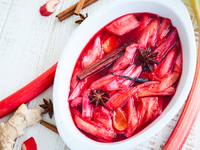 Компот из ревеня и апельсинов