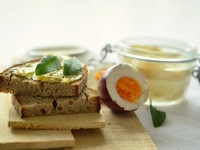 Домашний плавленый сыр с зеленью