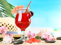 Вишневый коктейль с шампанским