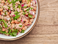 Салат из тунца и фасоли