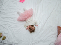 Как отучить ребенка спать с родителями