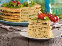 Кабачковый торт с чесноком и морковью