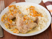 Тушеный кролик с рисом