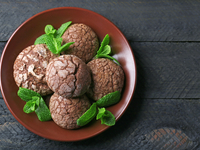 Шоколадное печенье с трещинками: ТОП-5 рецептов