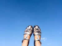 ТОП-5 вещей, которые стоит взять к морю этим летом