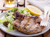 Свиные отбивные на гриле