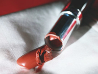 Как вернуть к жизни сломанную косметику