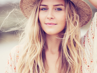 Пять причин использовать омолаживающую косметику в 20