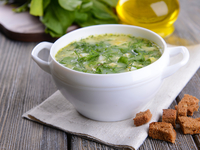 Французский суп со щавелем и рыбой