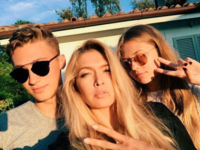 Милые снимки звезд с детьми из Instagram