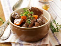 Тушеная говядина с овощами