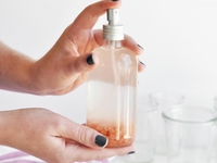 Как сделать спрей для укладки волос в домашних условиях?