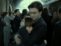 В продажу поступила восьмая книга о Гарри Поттере