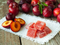 Что приготовить из слив: ТОП-5 рецептов