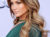 Пять beauty-трендов, которым нет места в 2016