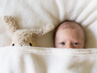 Рожденный "в рубашке": в Испании малыш родился в околоплодном пузыре