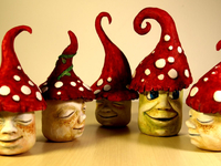 Как сделать садовых гномов из старых банок