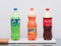 Фуд-арт: торты в виде бутылок с газировкой