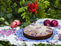 Яблочный пирог с орехами