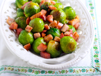 Брюссельская капуста с беконом