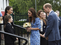 Принц Уильям помог упавшему пожилому офицеру