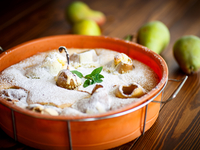 Осенняя выпечка с грушами: ТОП-5 рецептов