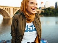 Американская журналистка снялась для Playboy в хиджабе