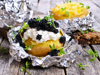 Фаршированный картофель: три вкусные идеи