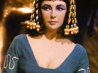 Макияж на Хэллоуин 2016: как создать образ Клеопатры