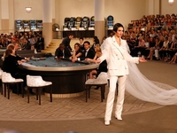 Самые невероятные fashion-шоу Chanel