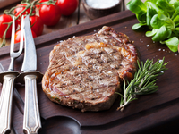 Стейк из говядины: ТОП-5 рецептов