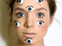 Макияж на Хэллоуин: глазастик