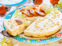 Творожная запеканка с хурмой в мультиварке