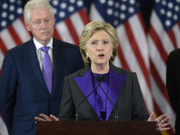 Хиллари Клинтон встретили в лесу после поражения на выборах