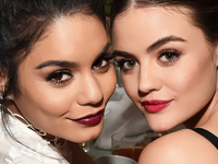 Звезды прогнозируют: макияж с акцентом на темные губы