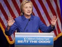 Хиллари Клинтон о поражении на выборах: Хотела никогда не выходить из дома