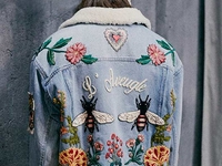 Срочно в зимний гардероб: пять вещей из денима