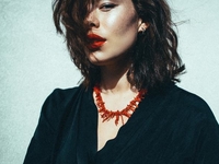 ТОП-5 трендов, которые "работают" на девушках с формами